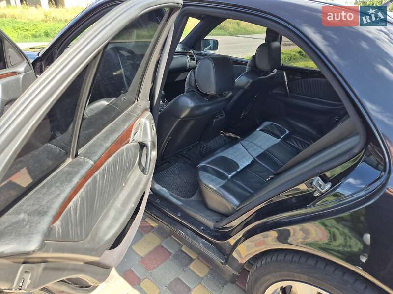 Седан Mercedes-Benz E-Class 1996 в Полтаве