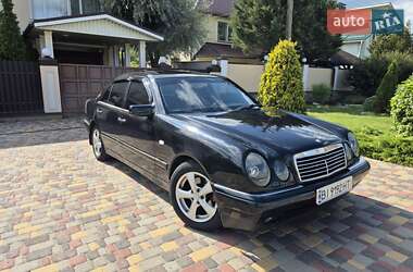 Седан Mercedes-Benz E-Class 1996 в Полтаве