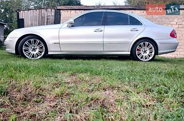 Седан Mercedes-Benz E-Class 2008 в 