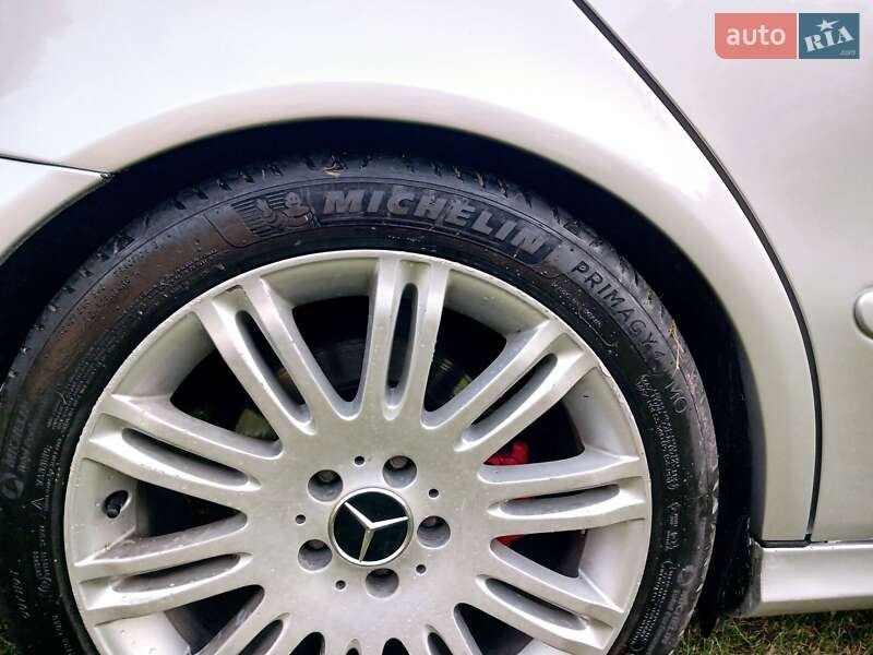 Седан Mercedes-Benz E-Class 2008 в Львове