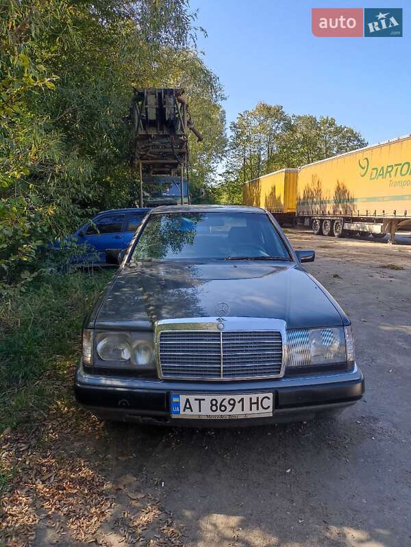 Mercedes-Benz E-Class 1990