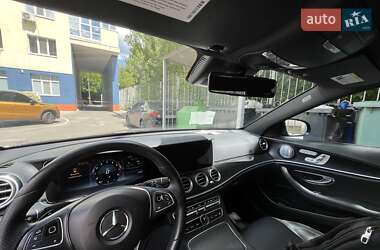 Седан Mercedes-Benz E-Class 2017 в 