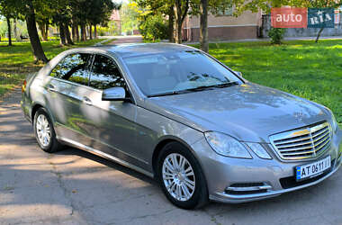 Седан Mercedes-Benz E-Class 2012 в 
