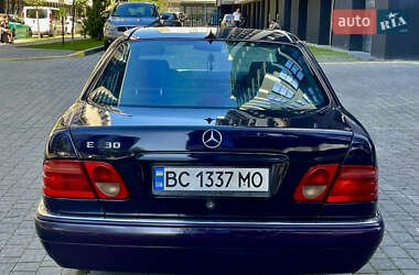 Седан Mercedes-Benz E-Class 1997 в 