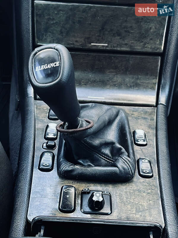 Седан Mercedes-Benz E-Class 1997 в Ивано-Франковске