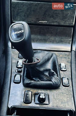 Седан Mercedes-Benz E-Class 1997 в 
