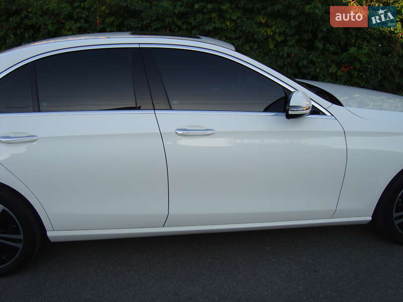 Седан Mercedes-Benz E-Class 2020 в Вінниці