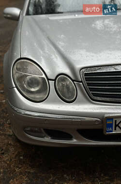 Седан Mercedes-Benz E-Class 2003 в 