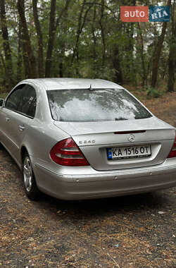 Седан Mercedes-Benz E-Class 2003 в 