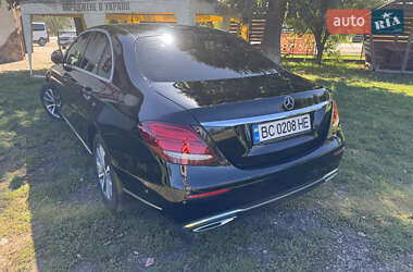 Седан Mercedes-Benz E-Class 2017 в 