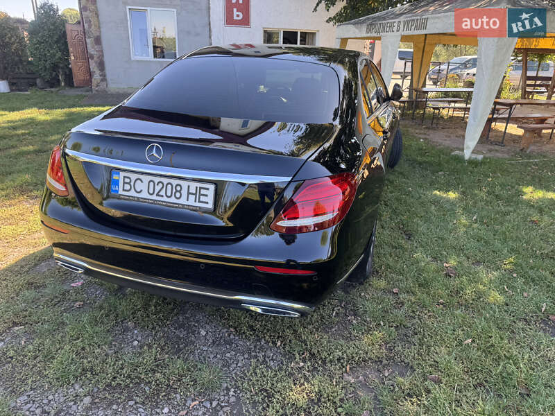 Седан Mercedes-Benz E-Class 2017 в Ивано-Франковске