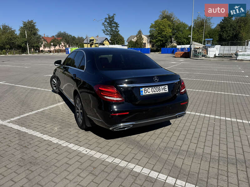 Седан Mercedes-Benz E-Class 2017 в Ивано-Франковске