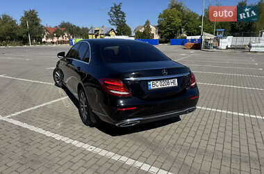 Седан Mercedes-Benz E-Class 2017 в 