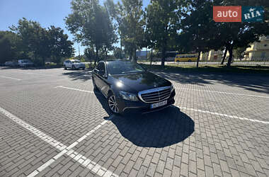 Седан Mercedes-Benz E-Class 2017 в 
