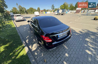 Седан Mercedes-Benz E-Class 2017 в 