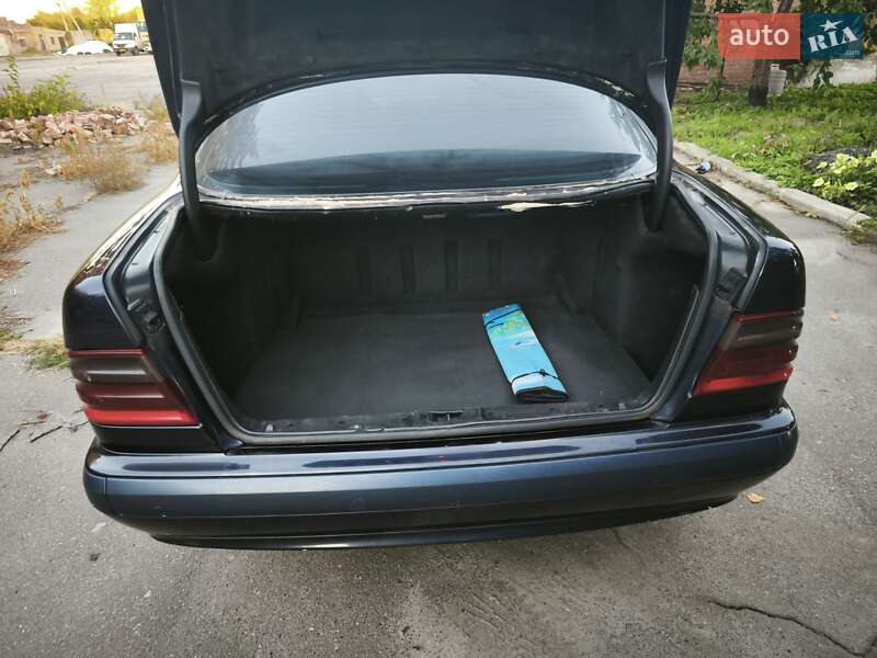 Седан Mercedes-Benz E-Class 2001 в Охтирці фото 24 Седан Mercedes-Benz E-Class 2001 в Охтирці