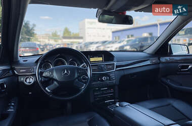 Седан Mercedes-Benz E-Class 2011 в 