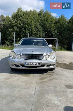 Седан Mercedes-Benz E-Class 2002 в 
