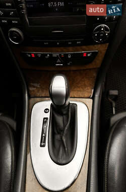 Седан Mercedes-Benz E-Class 2003 в 