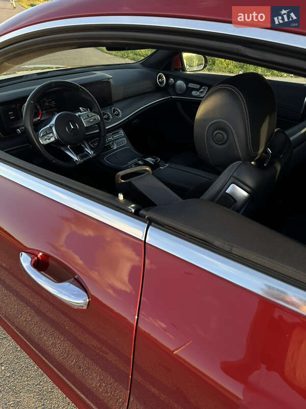 Купе Mercedes-Benz E-Class 2017 в Львове