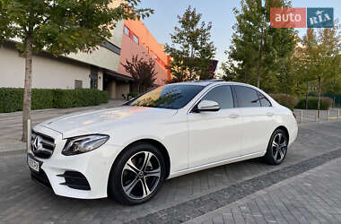 Седан Mercedes-Benz E-Class 2019 в Киеве