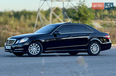 Седан Mercedes-Benz E-Class 2011 в 