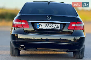 Седан Mercedes-Benz E-Class 2011 в 