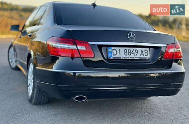 Седан Mercedes-Benz E-Class 2011 в 