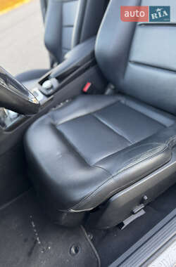 Седан Mercedes-Benz E-Class 2011 в 