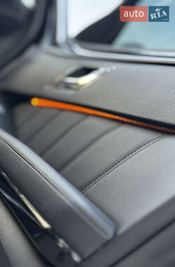 Седан Mercedes-Benz E-Class 2011 в 