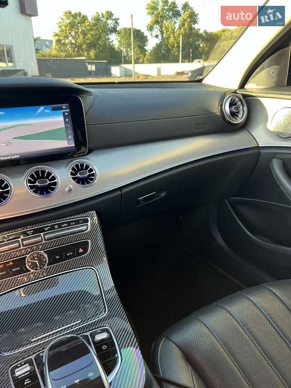 Седан Mercedes-Benz E-Class 2017 в Луцке