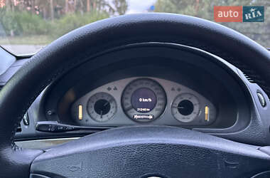 Седан Mercedes-Benz E-Class 2003 в 