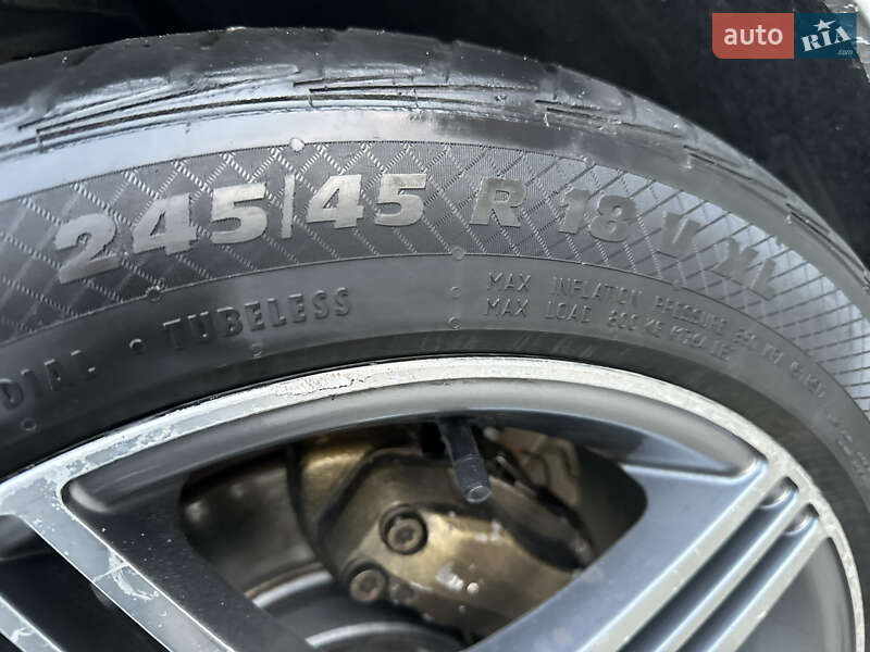 Седан Mercedes-Benz E-Class 2003 в Костополе