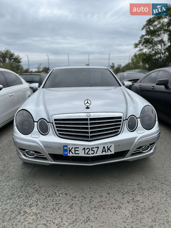Mercedes-Benz E-Class 2003