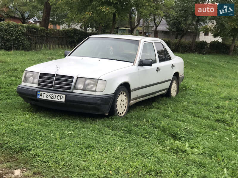 Mercedes-Benz E-Class 1986