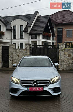 Седан Mercedes-Benz E-Class 2016 в 