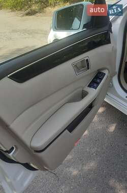 Седан Mercedes-Benz E-Class 2013 в 
