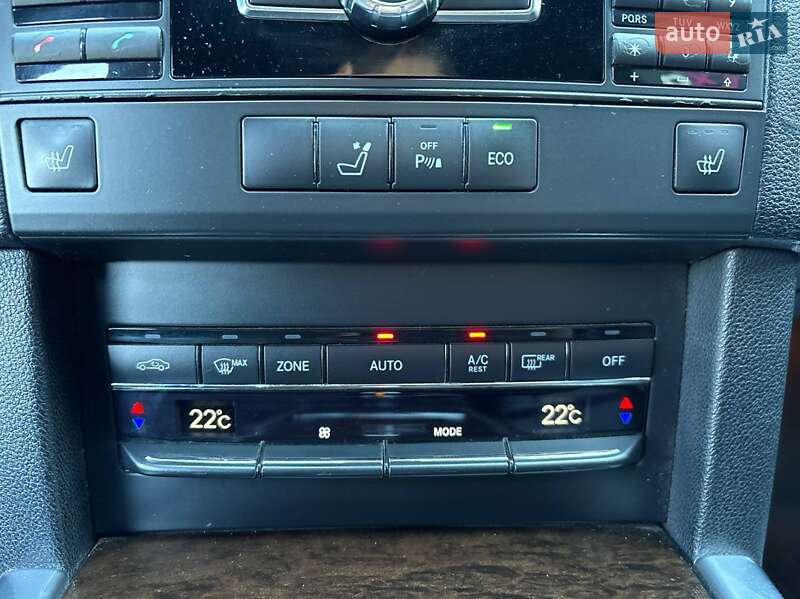 Седан Mercedes-Benz E-Class 2012 в Вінниці