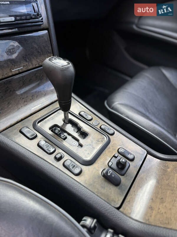 Седан Mercedes-Benz E-Class 2000 в Одессе