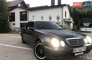 Седан Mercedes-Benz E-Class 2000 в 