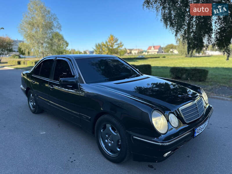 Mercedes-Benz E-Class 1996