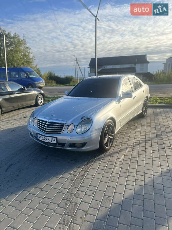 Седан Mercedes-Benz E-Class 2006 в Богородчанах