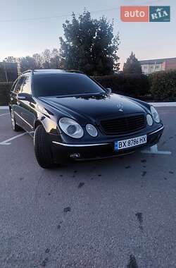 Универсал Mercedes-Benz E-Class 2005 в 
