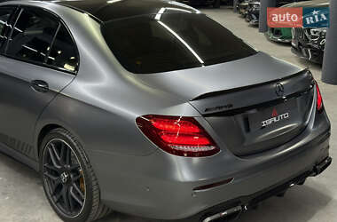 Седан Mercedes-Benz E-Class 2018 в 