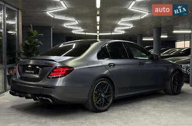Седан Mercedes-Benz E-Class 2018 в 