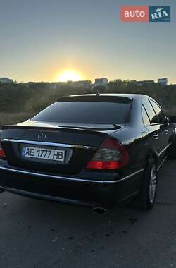 Седан Mercedes-Benz E-Class 2008 в 