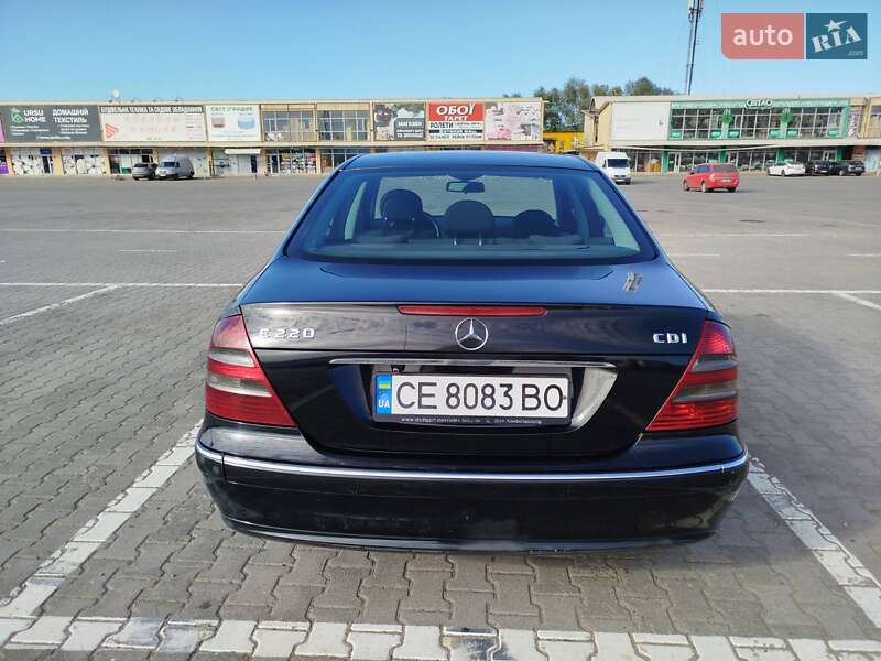 Седан Mercedes-Benz E-Class 2002 в Черновцах