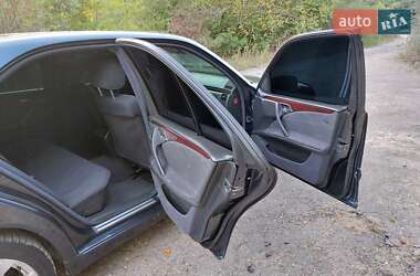 Седан Mercedes-Benz E-Class 2001 в 