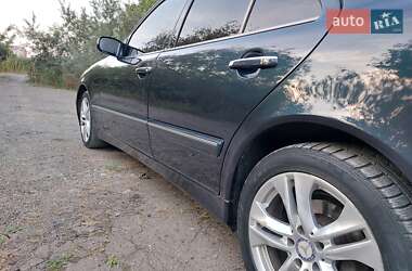 Седан Mercedes-Benz E-Class 2001 в 
