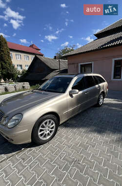 Универсал Mercedes-Benz E-Class 2003 в Коломые